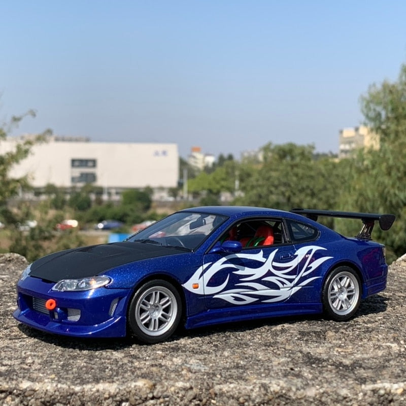 Nissan Silvia S15 Supercar 1:24 Car Model