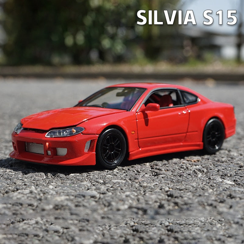 Nissan Silvia S15 Supercar 1:24 Car Model