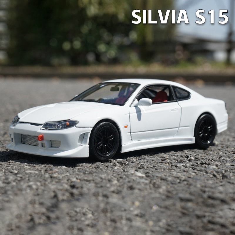 Nissan Silvia S15 Supercar 1:24 Car Model