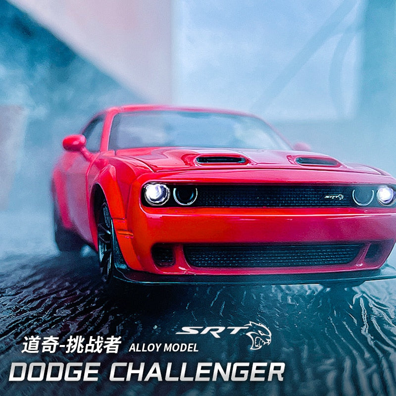 1:32 Dodge Challenger SRT Alloy Sports Car Model