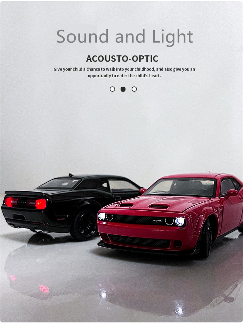 1:32 Dodge Challenger SRT Alloy Sports Car Model