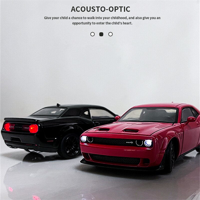 1:32 Dodge Challenger SRT Alloy Sports Car Model